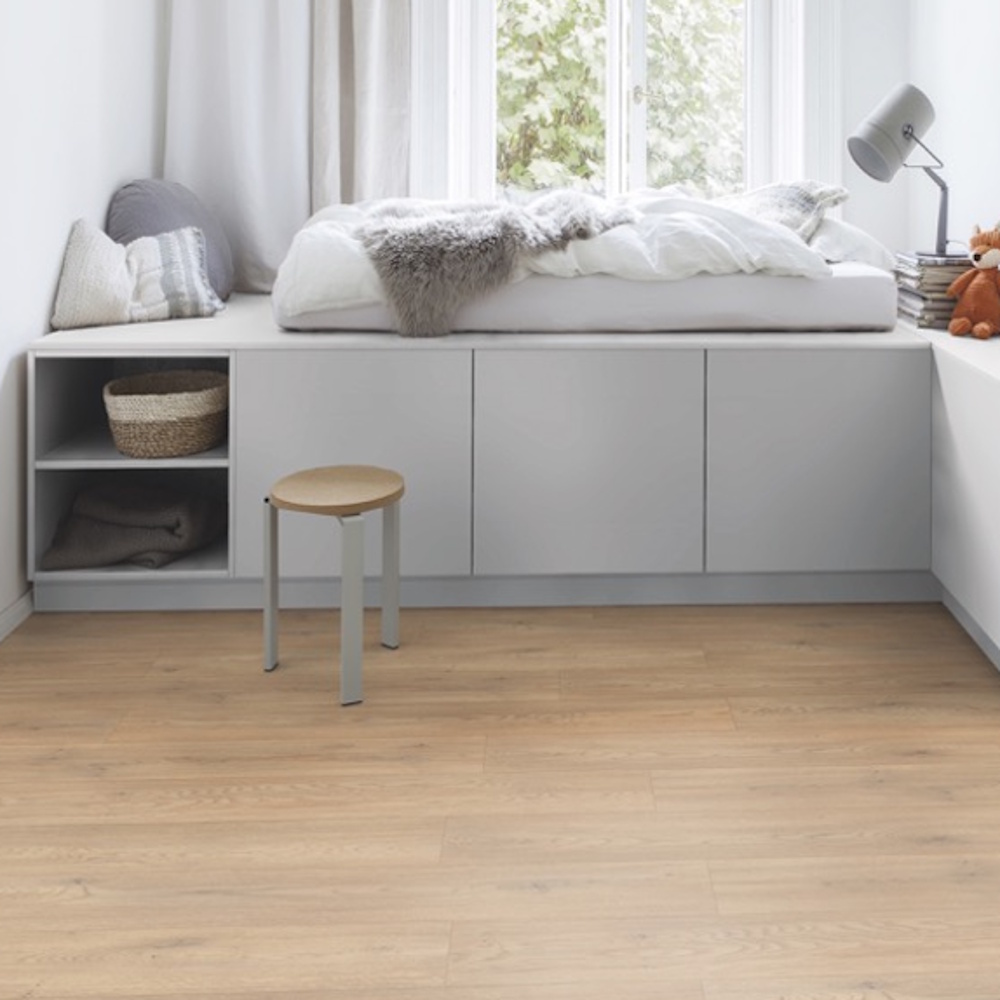 Renew Oak Cremona Cotta Hybrid Plank | Home Outlet