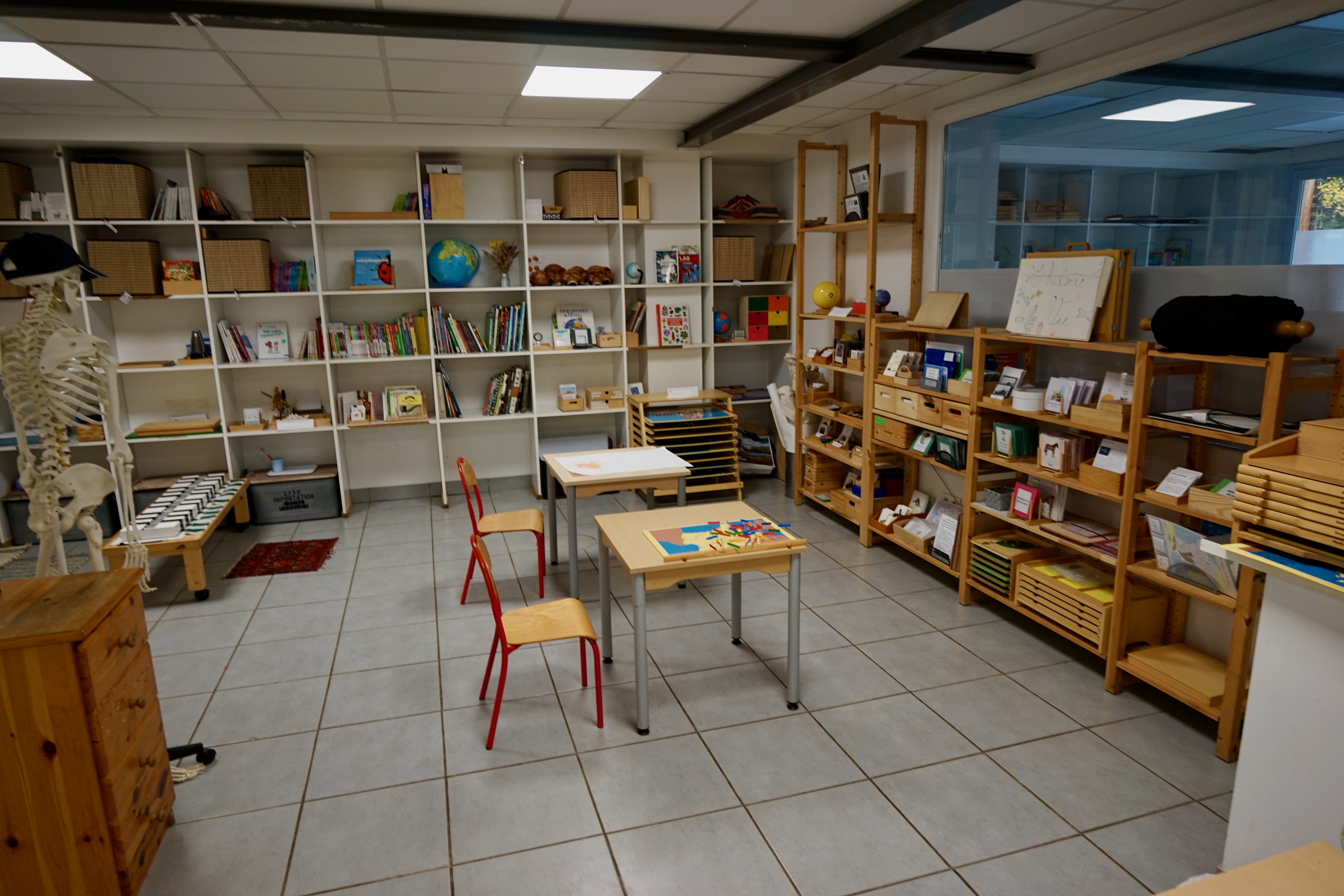 école Montessori classe 6-12 ans Thonon-les-Bains Haute-Savoie