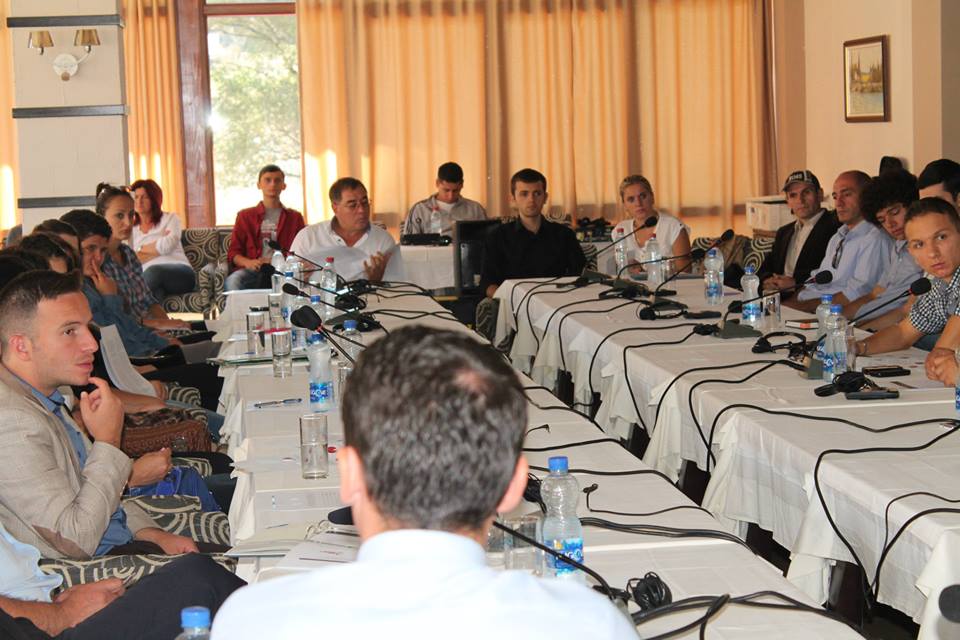 Tryeza e diskutimit “Degradimi natyror dhe urbanistik i Prizrenit” 
