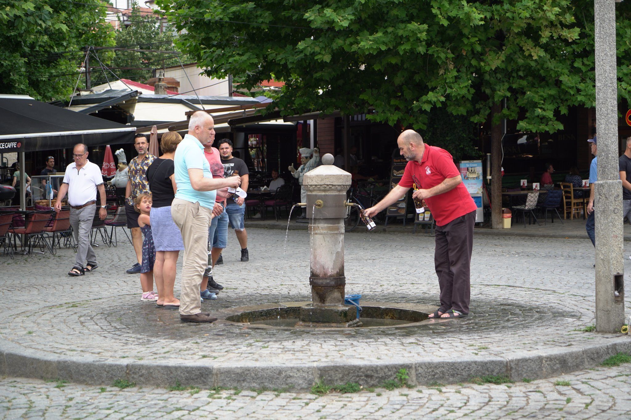 Zëvendëso plastikën, mbroje mjedisin