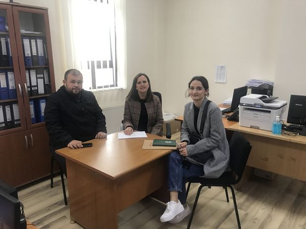 EC Ma Ndryshe has held meetings with the Directorates of Education in the municipalities of Rahovec, Malisheva and Mamusha