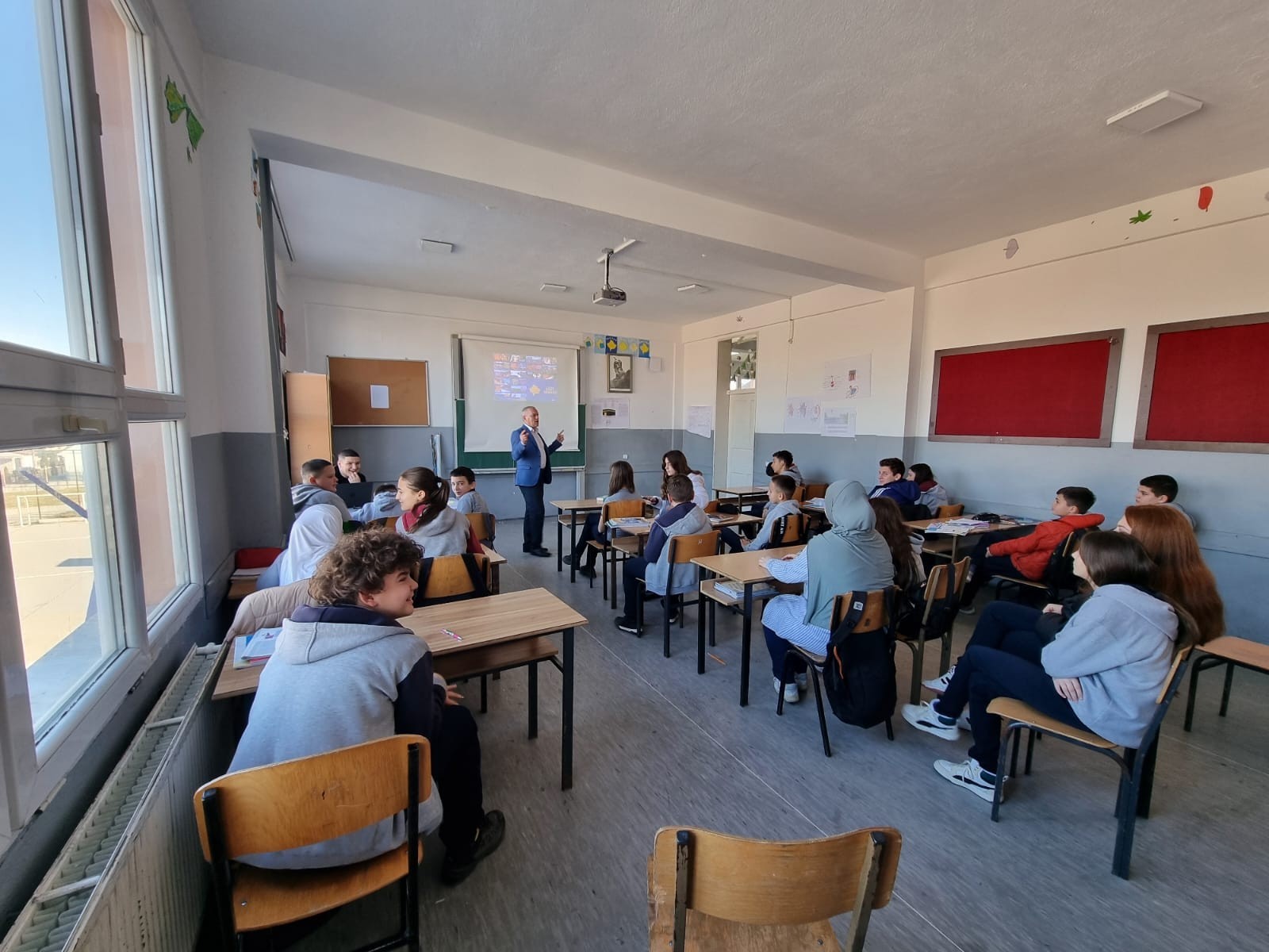 The cycle of interactive lectures on cultural heritage with the students of Prizren is realized