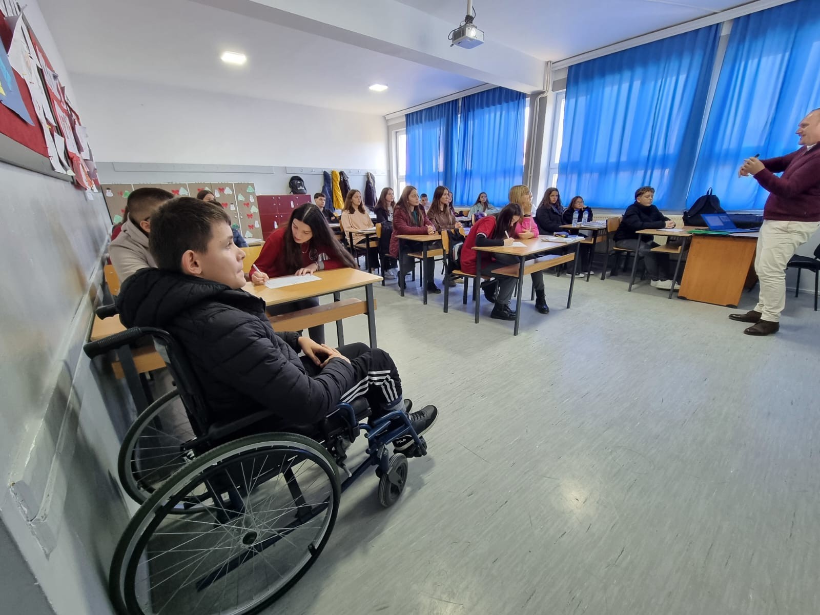 The cycle of interactive lectures on cultural heritage with the students of Prizren is realized