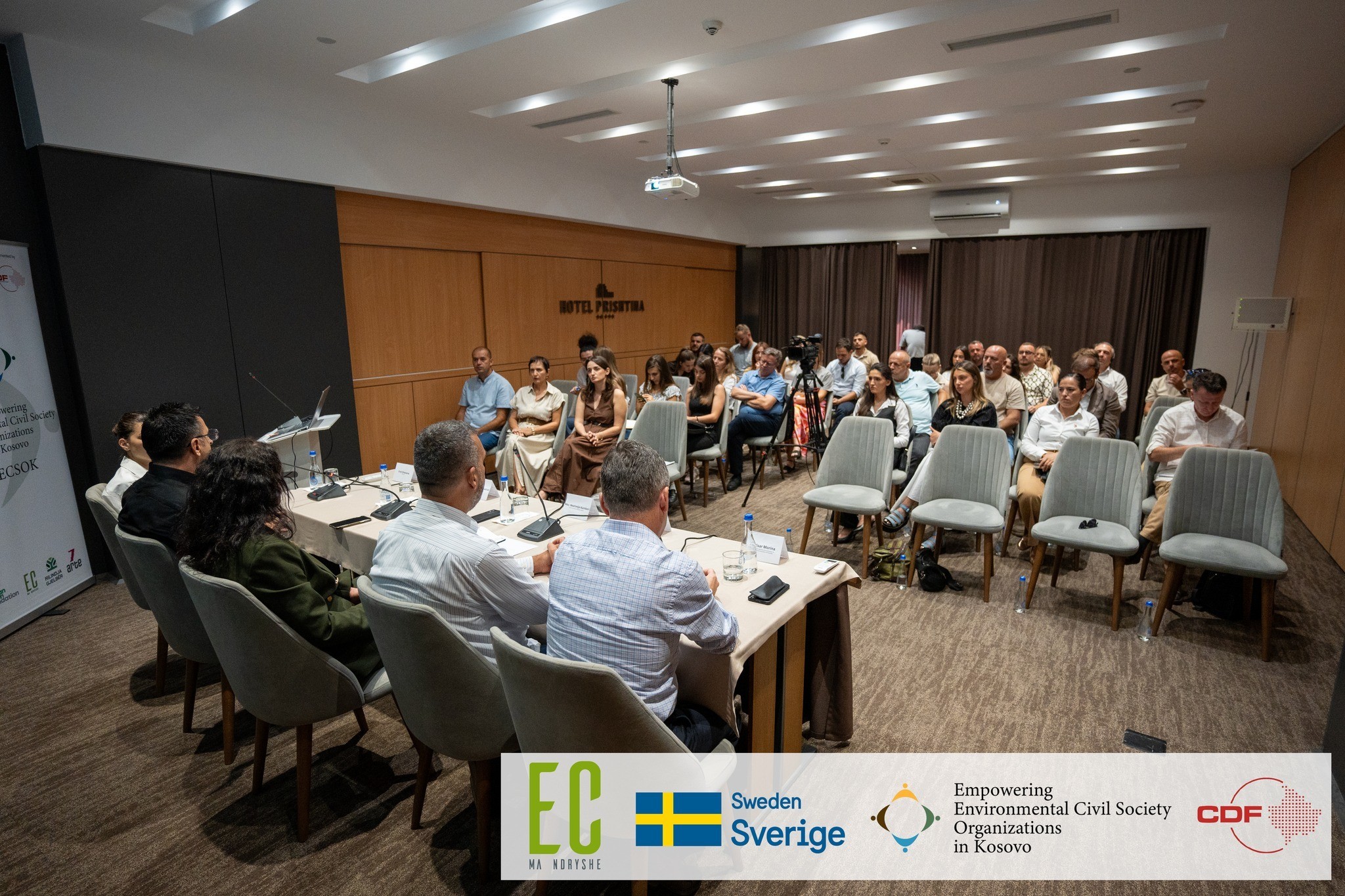 Gjetjet mbi biodiversitetin dhe ndikimin klimatik shpalosen në konferencën me hisedarët