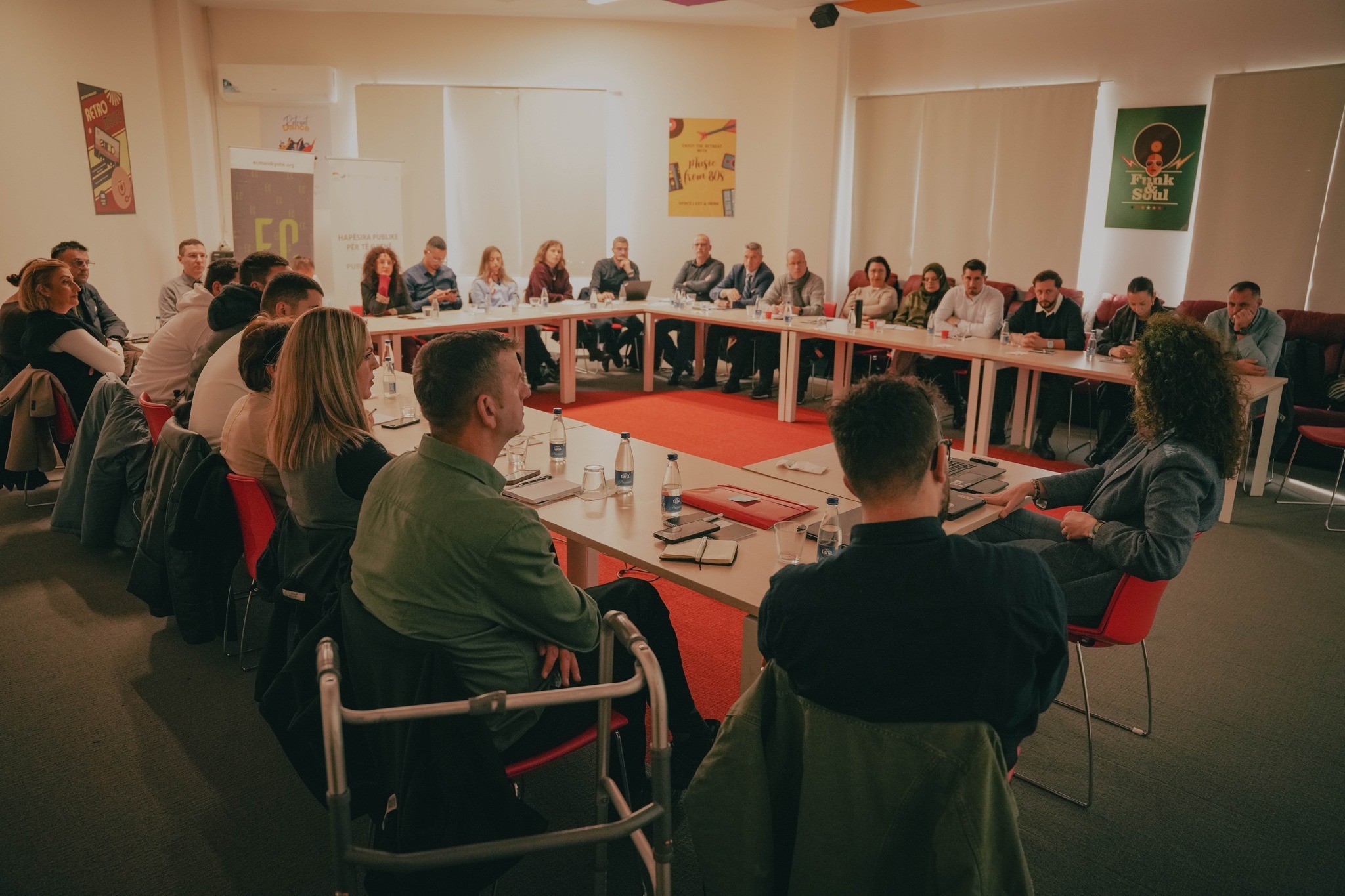 Mbahet trajnimi “Prizreni i qëndrueshëm: Zhvillimi qarkor, zgjidhjet e bazuara në natyrë dhe planifikimi pjesëmarrës”