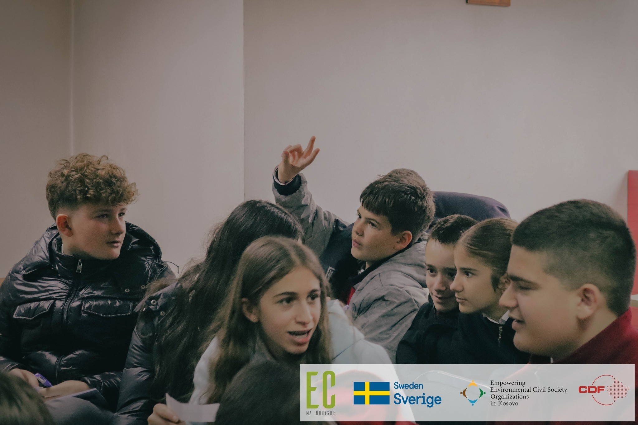 Sesion ndërveprues me nxënësit e Prizrenit mbi ruajtjen e ujit dhe biodiversitetin