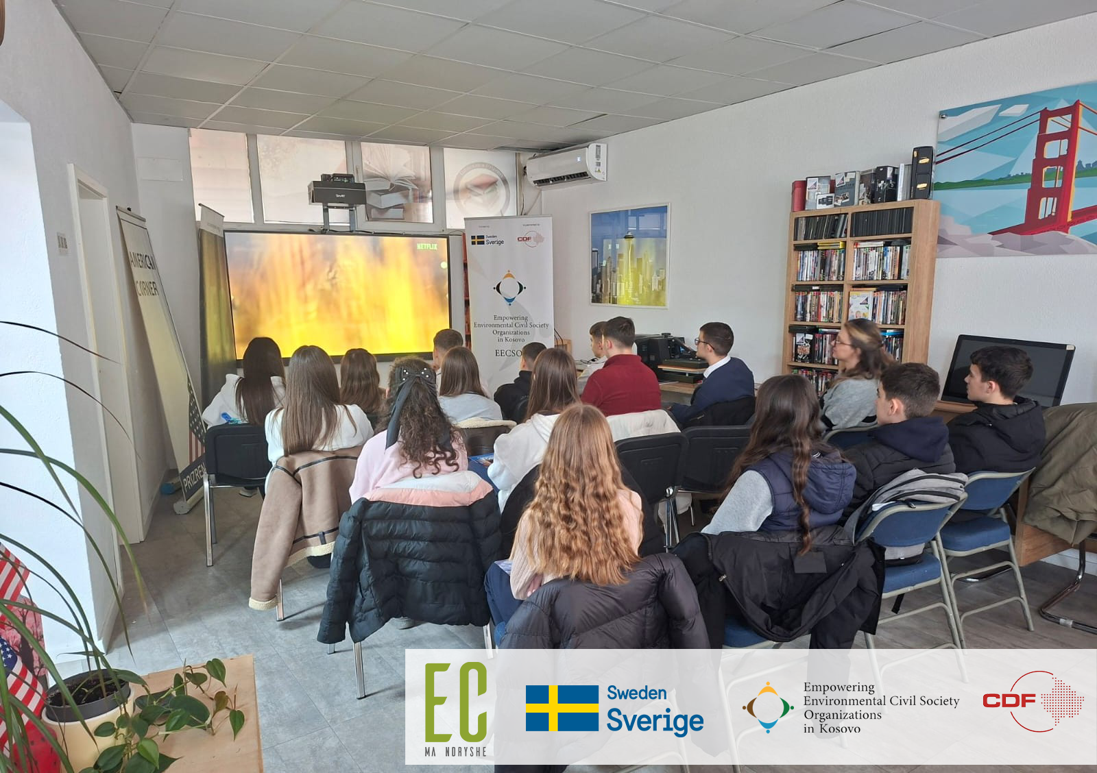 Nxënësit diskutojnë për ndryshimet klimatike pas shfaqjes së filmit në Këndin Amerikan