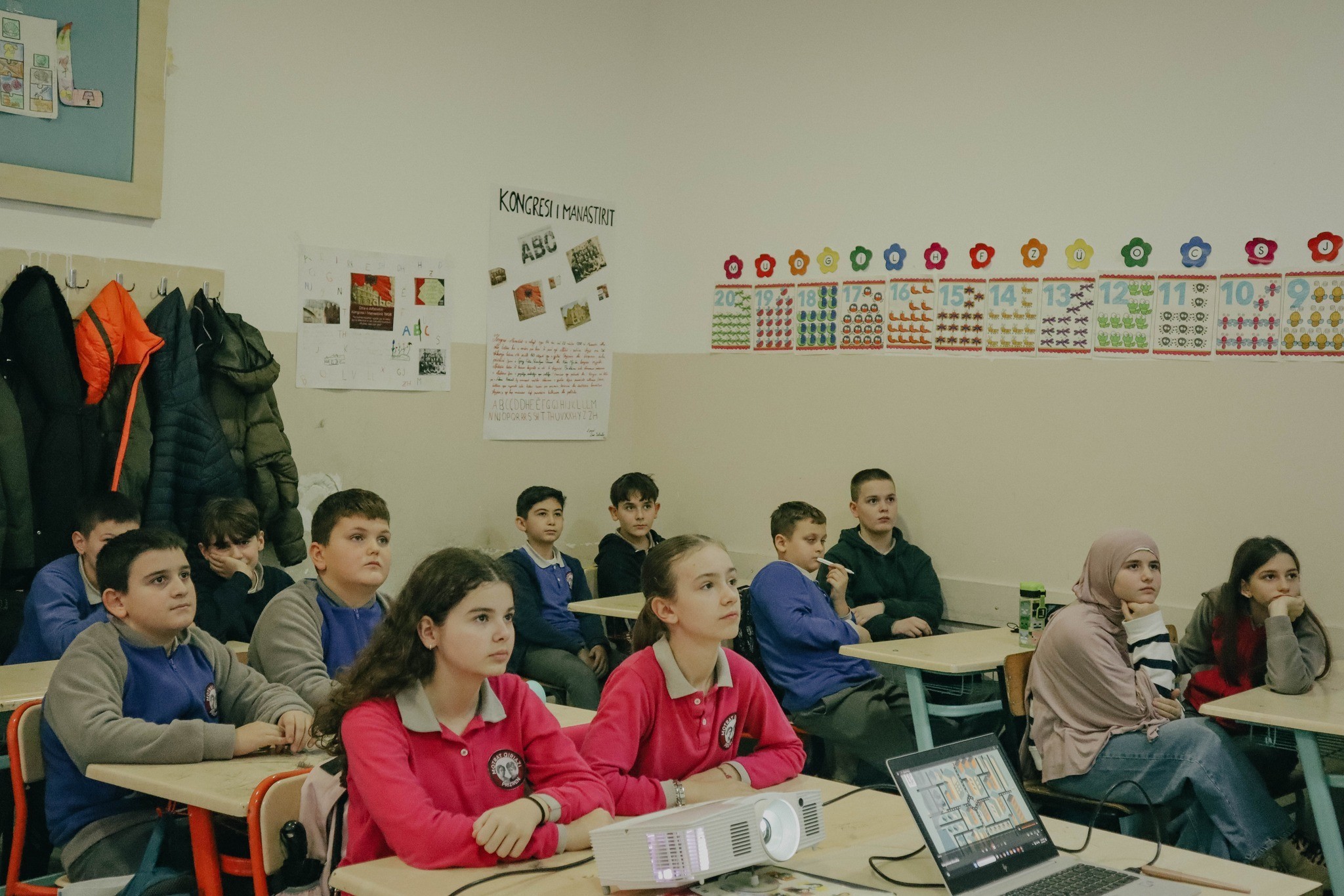 Nx&euml;n&euml;sit e shkoll&euml;s &ldquo;Motrat Qiriazi&rdquo; m&euml;sojn&euml; p&euml;r klim&euml;n dhe zhvillimin e q&euml;ndruesh&euml;m urban