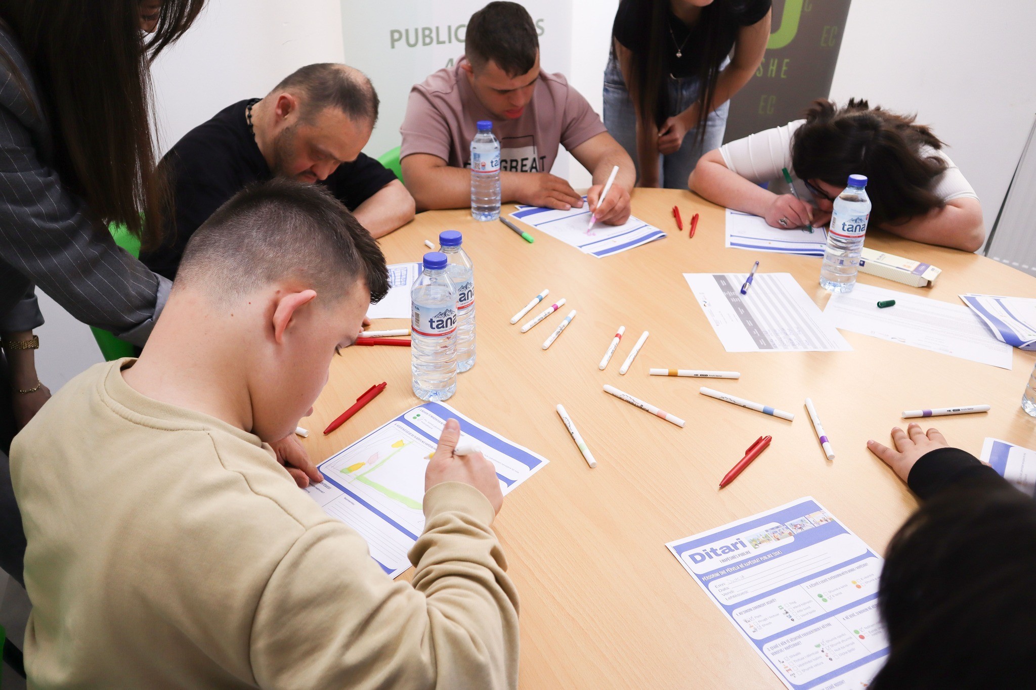 U mbajt aktiviteti &ldquo;Public Spaces Diaries&rdquo; me komunitetin e Personave me Sindrom&euml;n Down n&euml; Prizren