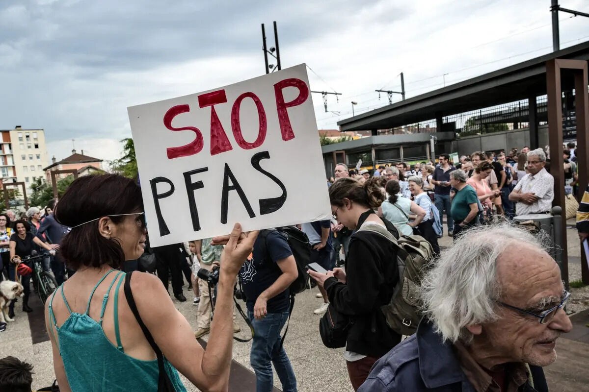 France bans forever chemicals in consumer products