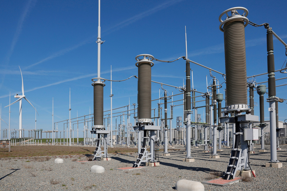 China announces plans for major renewable projects