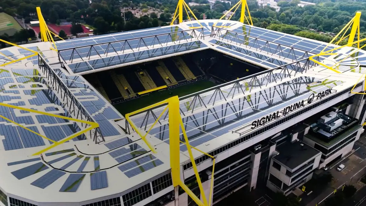 Largest stadium solar roof with 11,000 panels