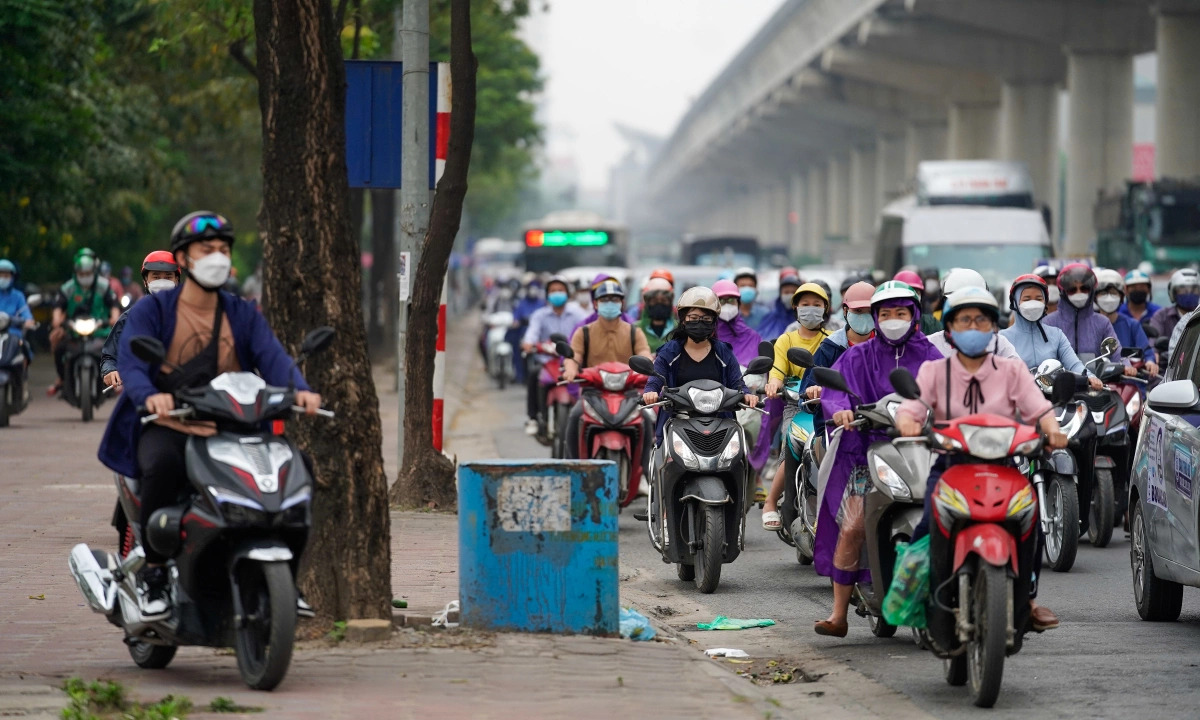 Vietnam to ban fossil-fuel motorcycles in Hanoi 