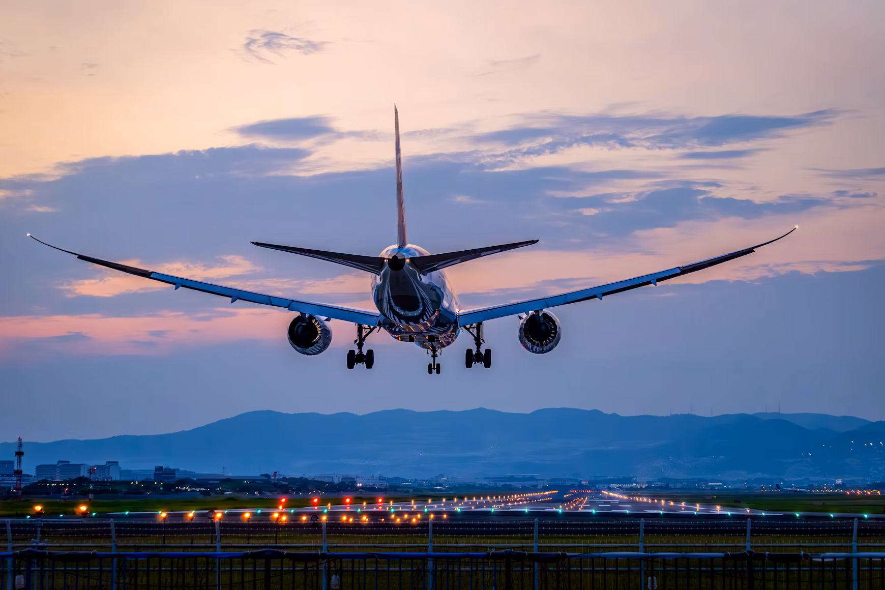 Aviation: Germany Opens World's First Plant for Clean Jet Fuel