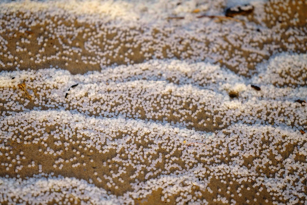 EU adopts law to curb plastic pellet pollution