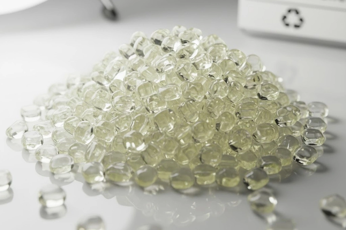 ‘Living plastic’ can digest itself