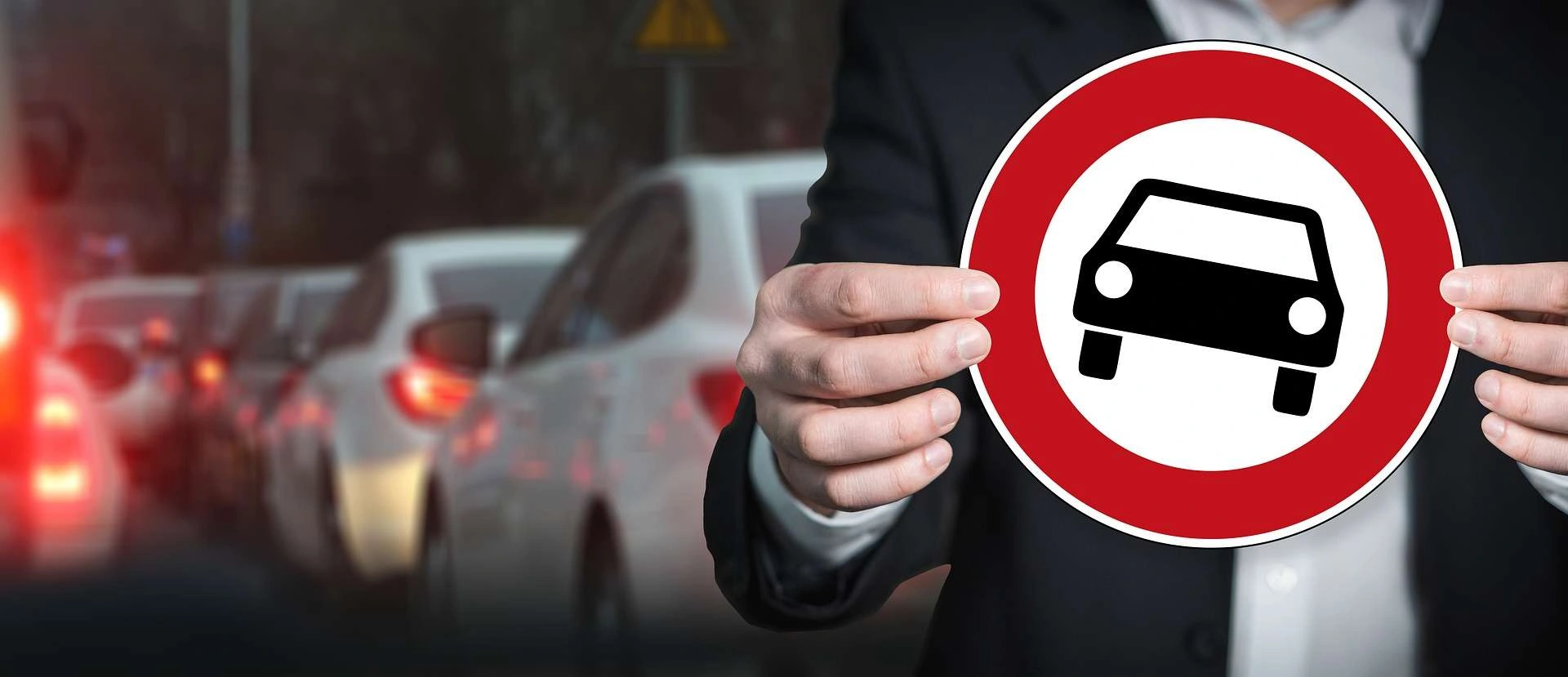 Ban diesel 4-wheelers in big Indian cities by 2027
