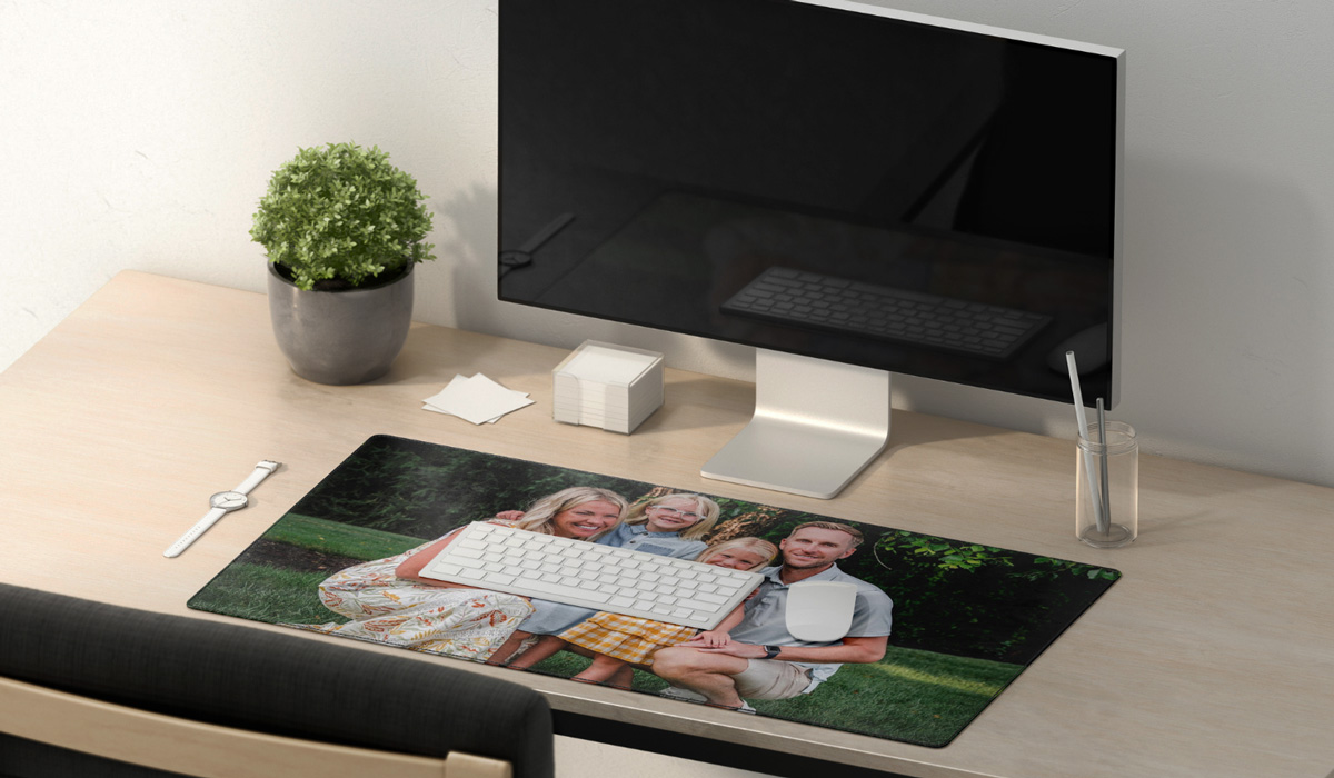 Eco-conscious desk setup: refurb tech and sustainable desk mats