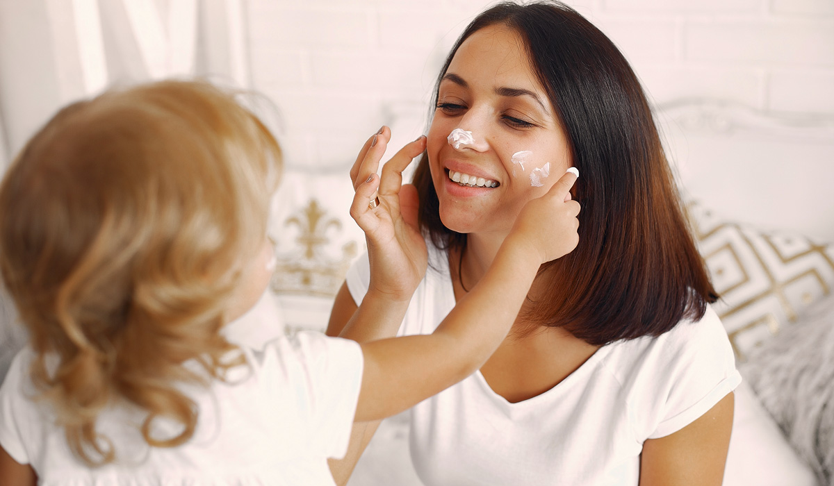 3 surprising natural skincare tips for sensitive skin