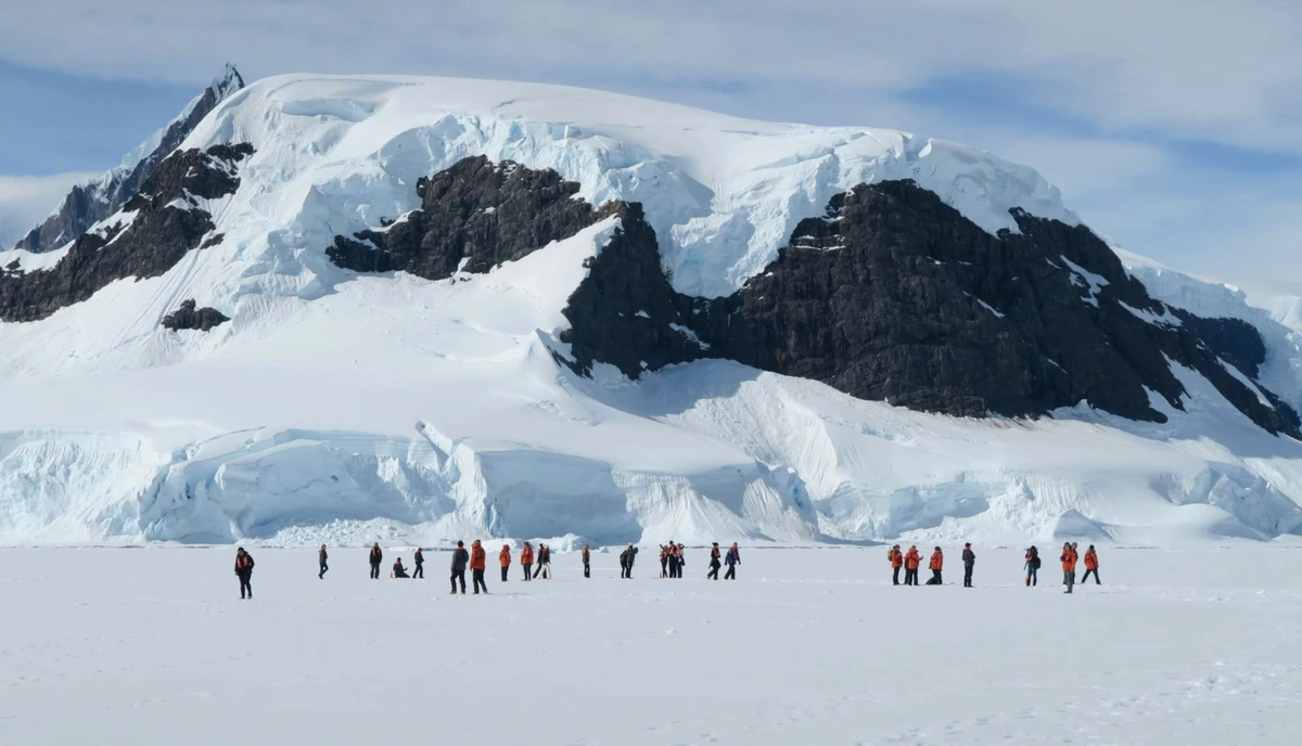 Antarctica opens ice vault to save climate data