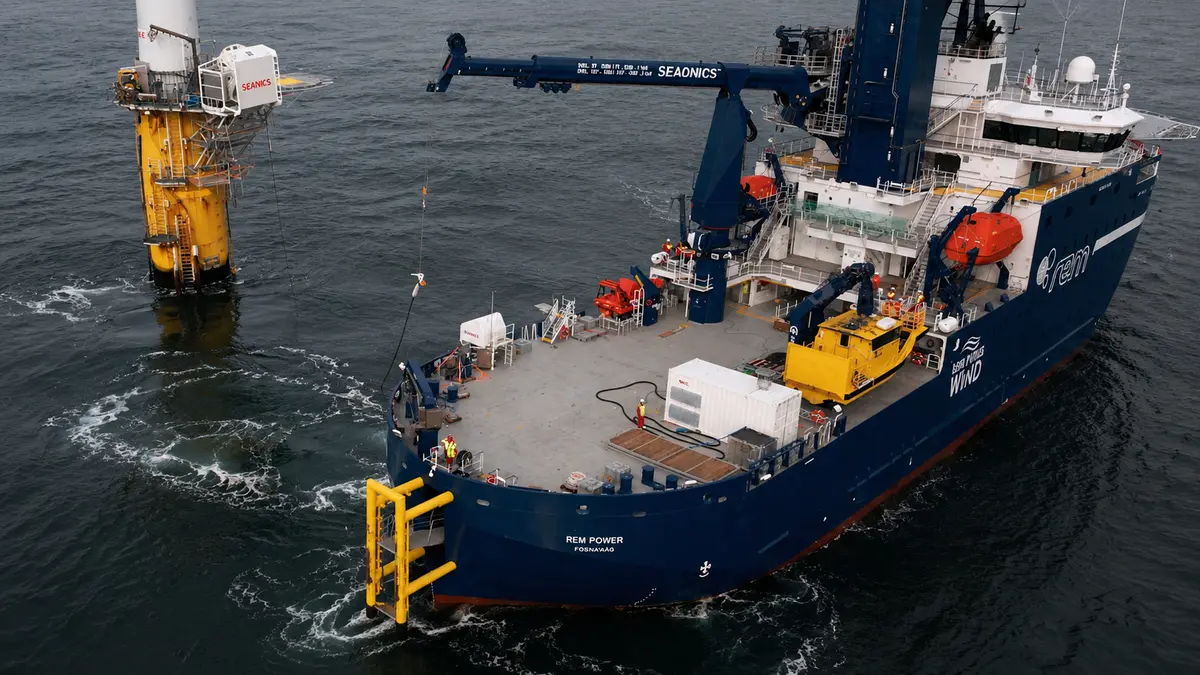 Norway creates wireless charging for ships