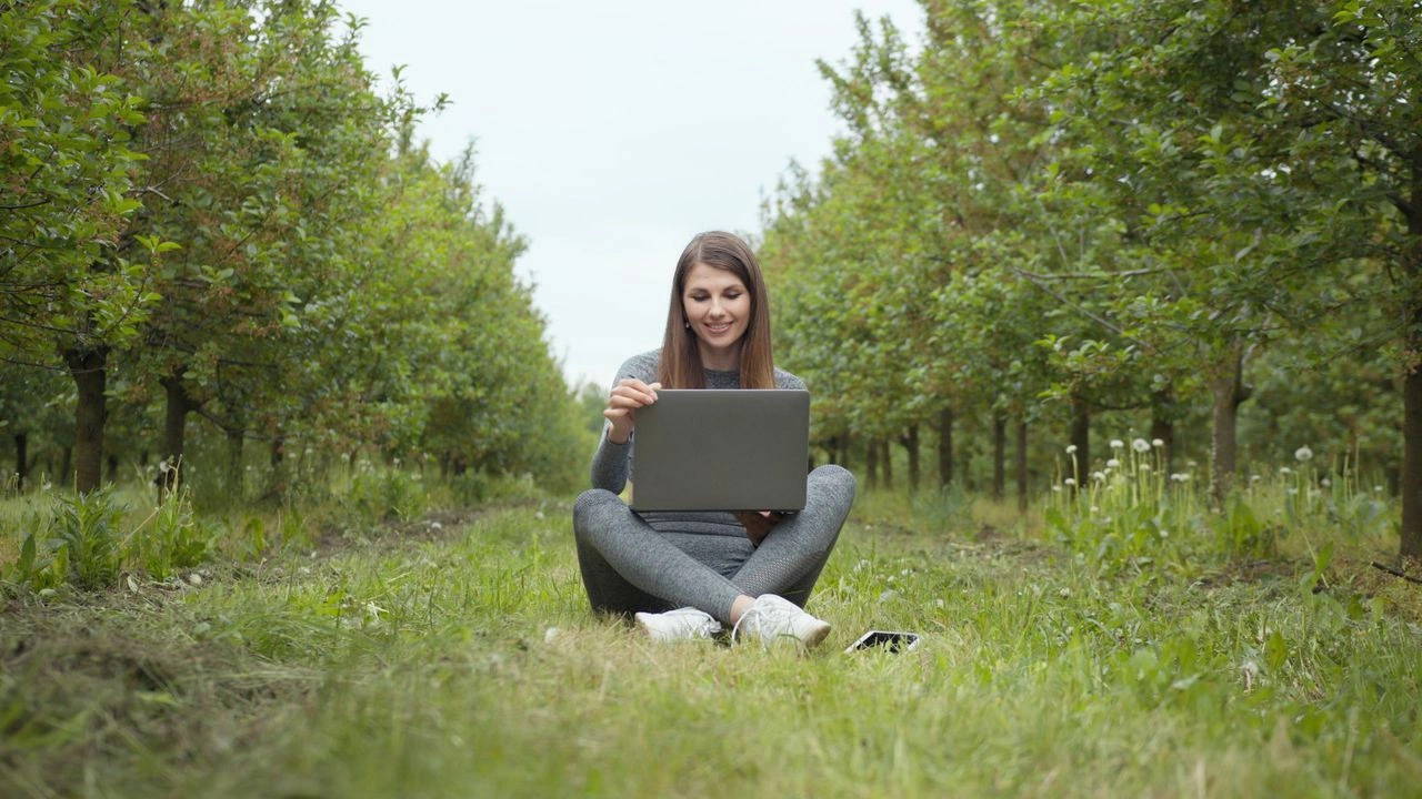 How eco-friendly brands can grow on Instagram responsibly