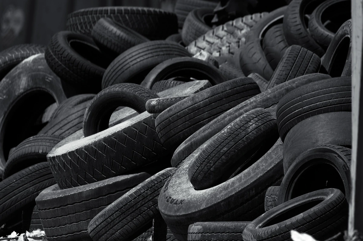 California sets first efficient tire standards