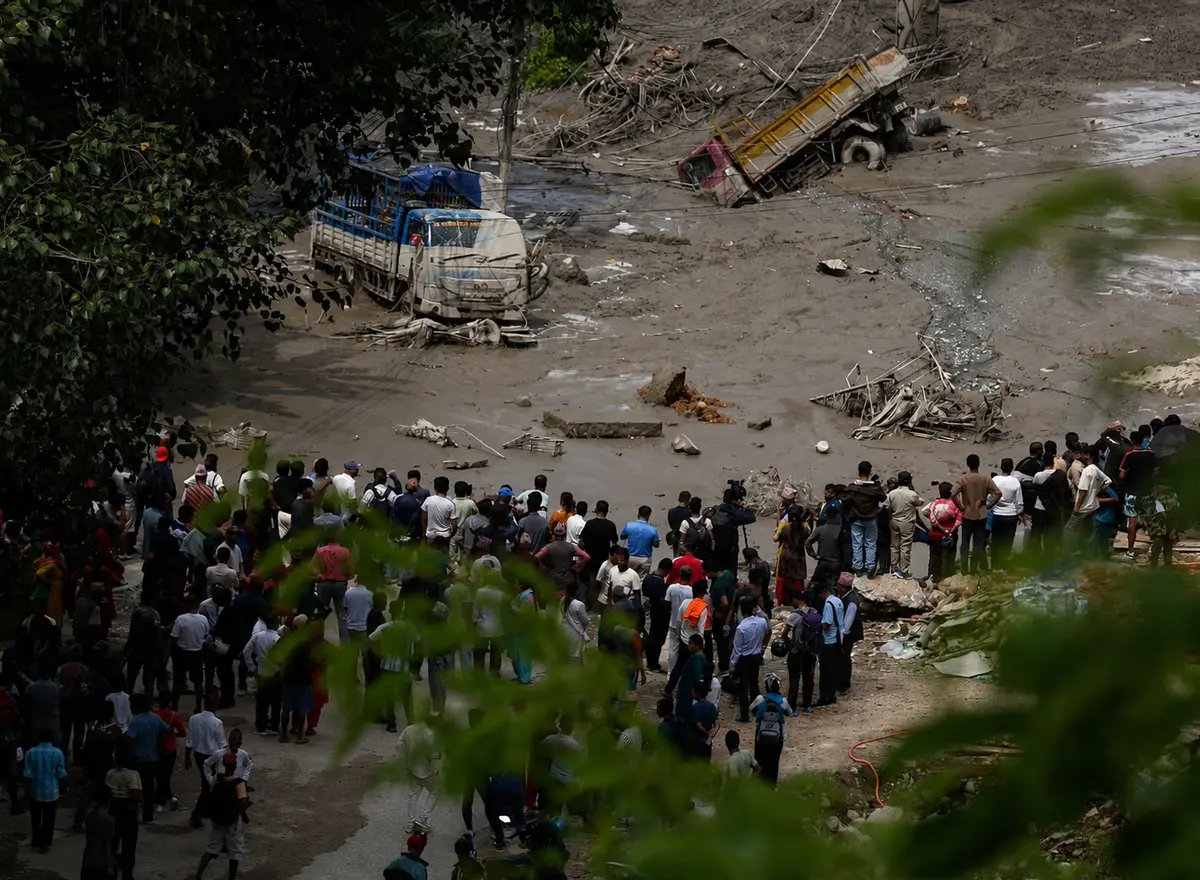 Nepal-Tibet flood leaves 1,500 missing