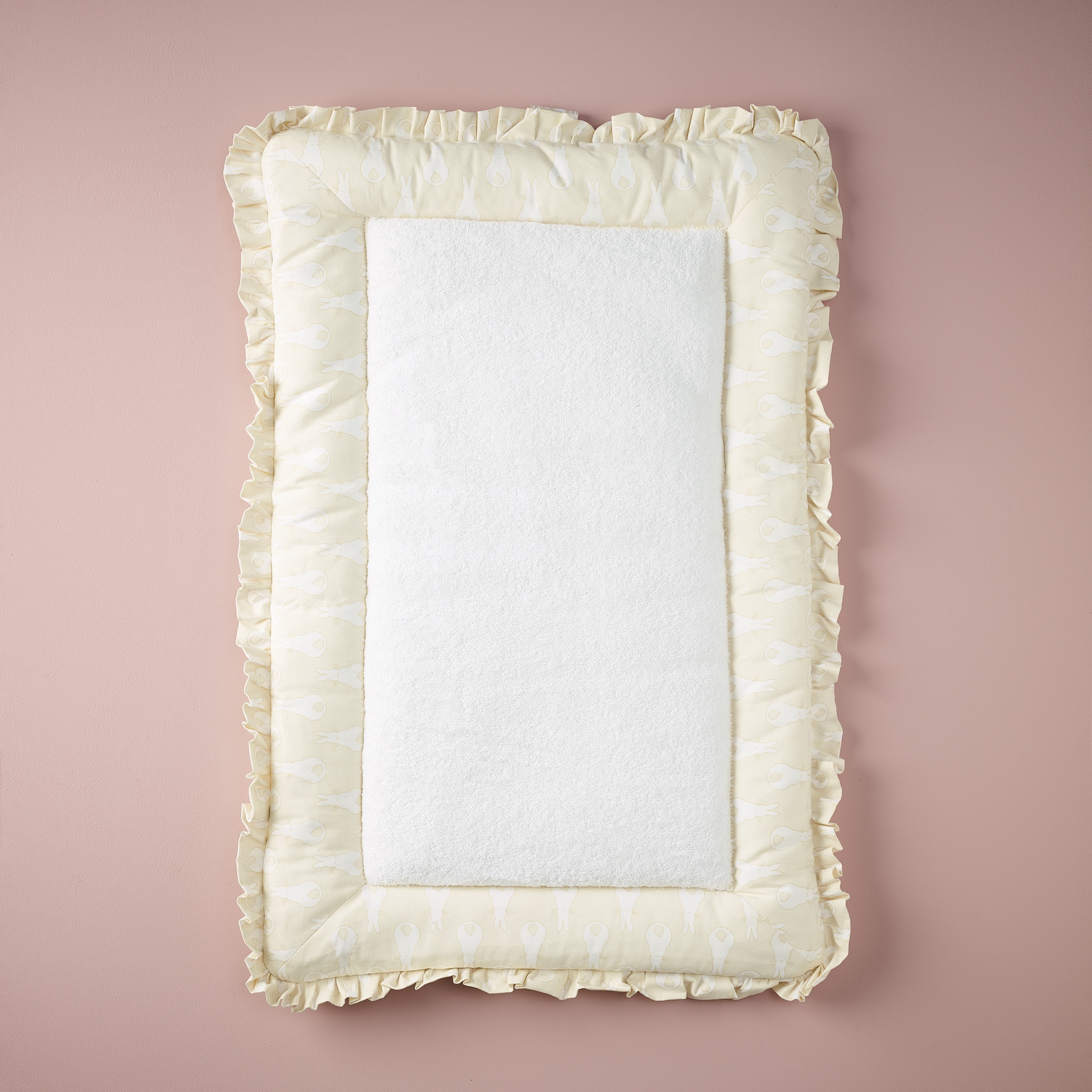 Changing Mat Rabbit Trellis / Cream