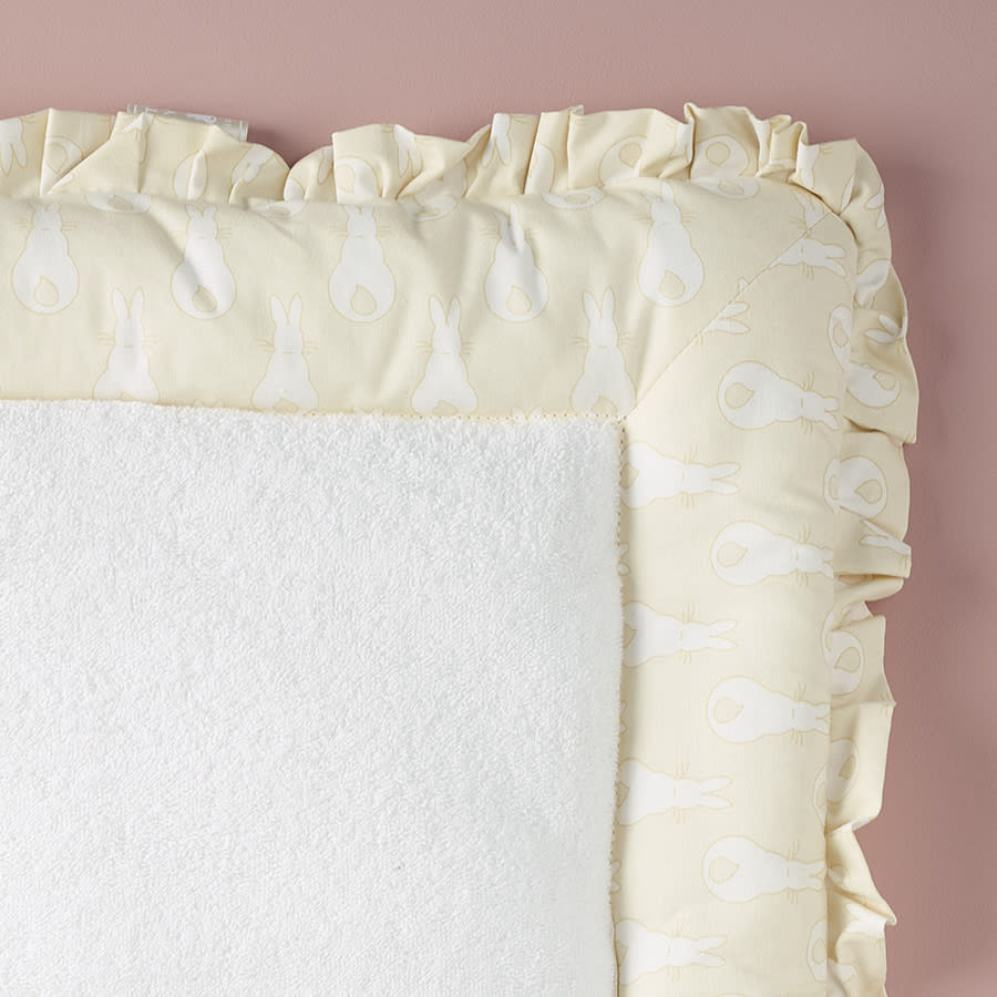 Changing Mat Rabbit Trellis / Cream