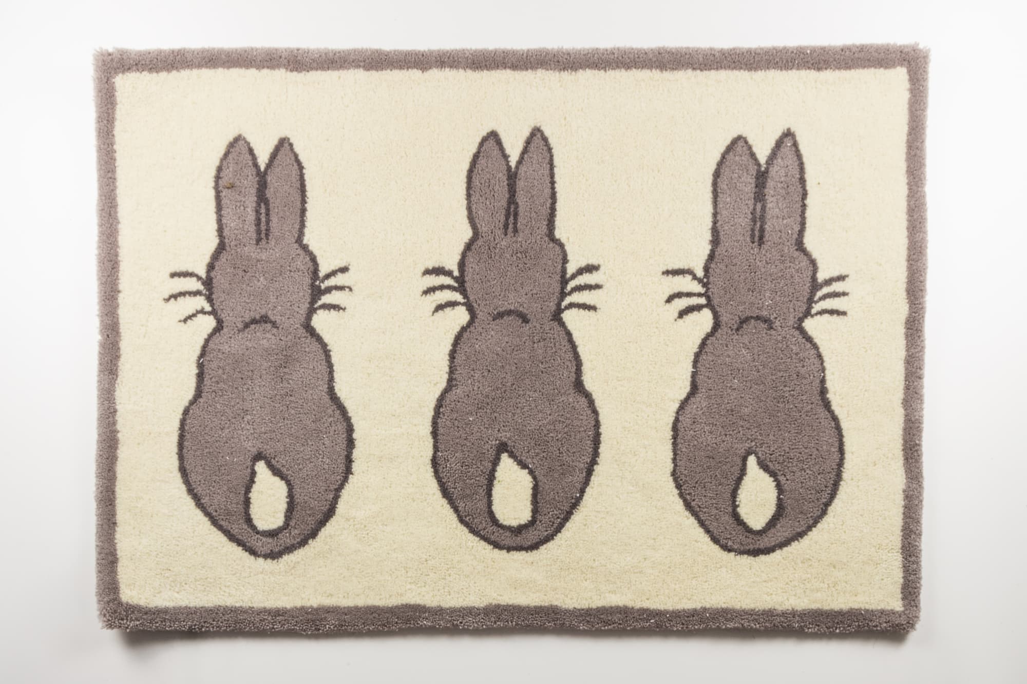 Rabbit Rug Grey