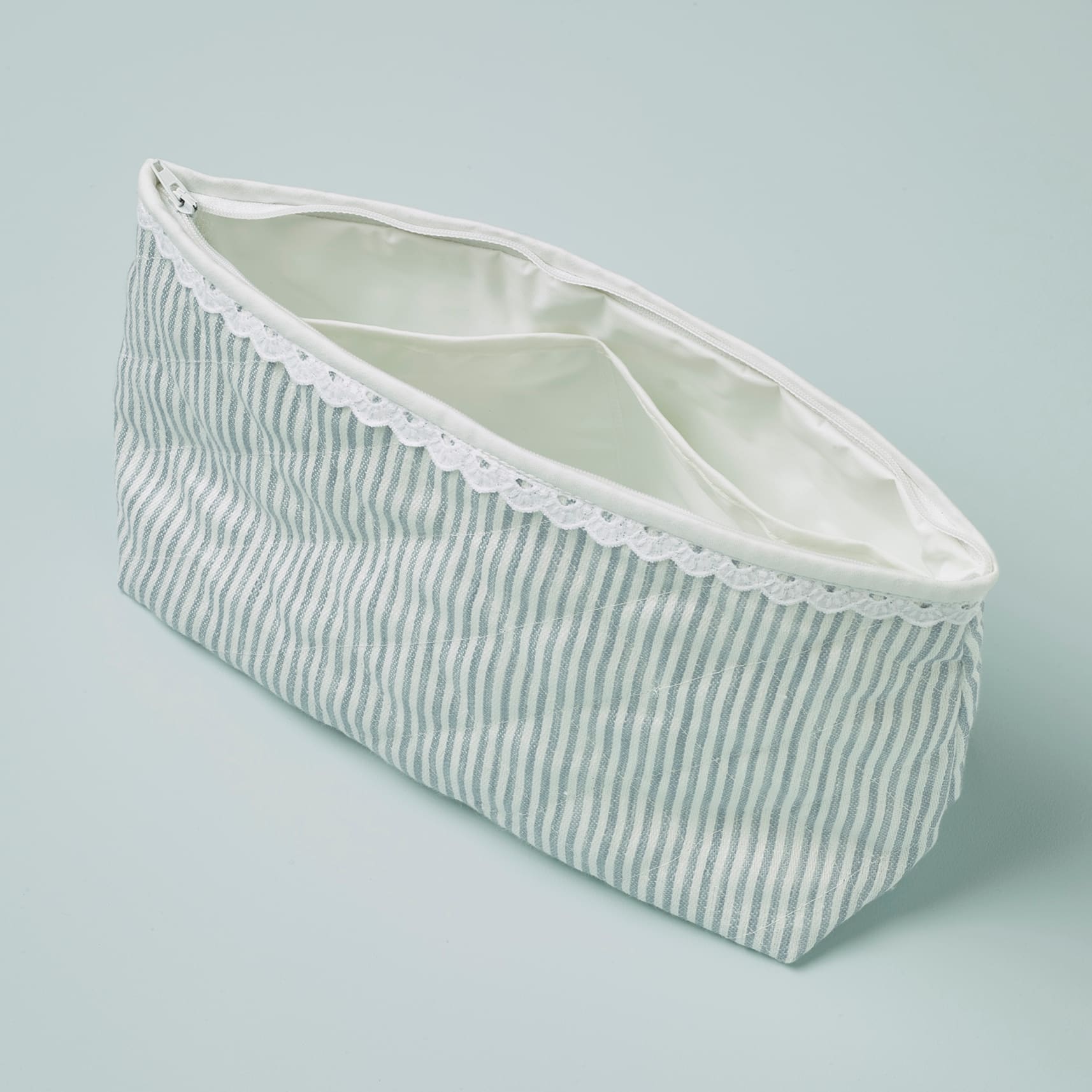 Sponge Bag Linen Stripe / Blue