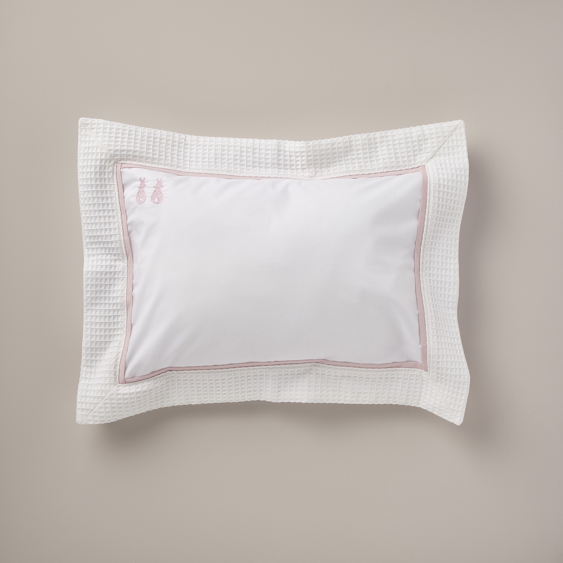 Pillowcase Embroidered Bunny / Pink