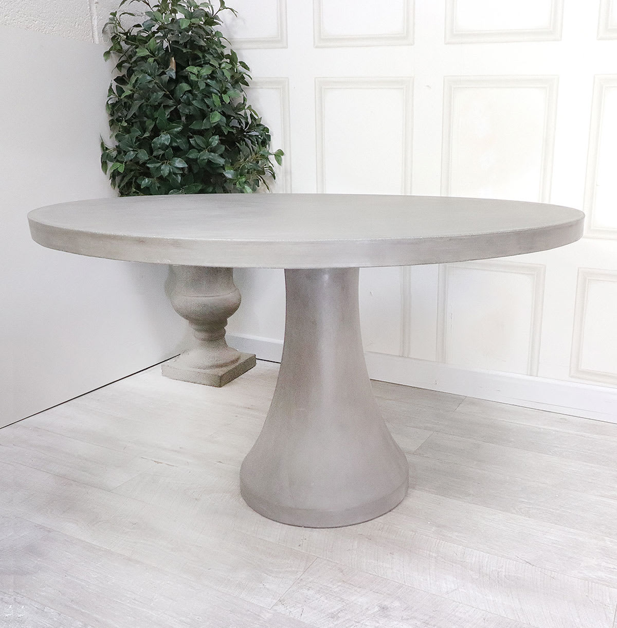 Round Concrete Modern Dining Table | Nicky Cornell
