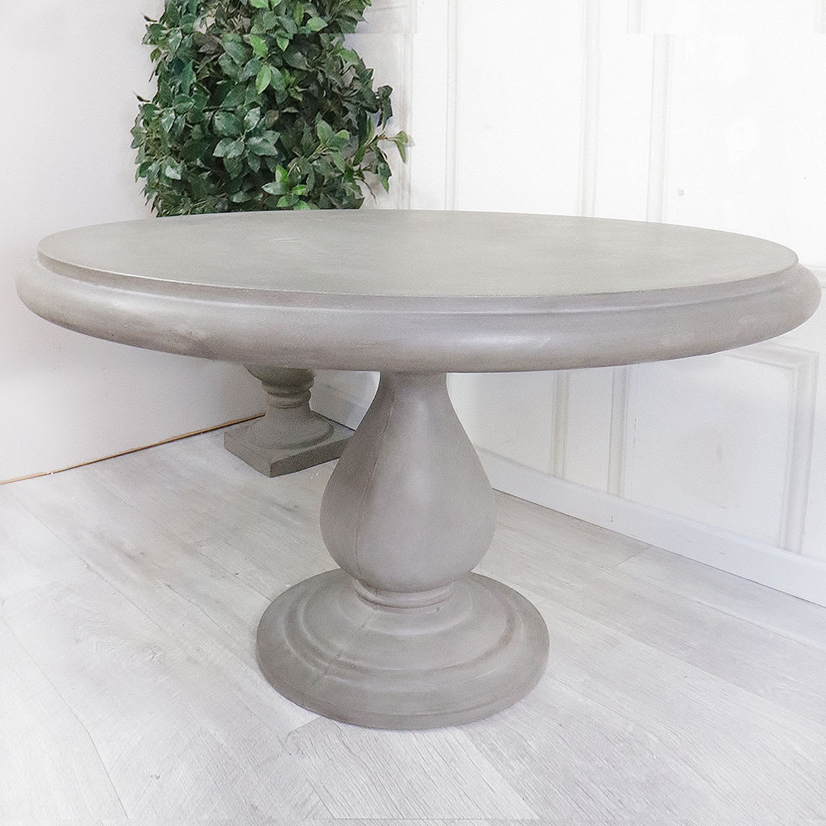 Round Concrete Dining Table Nicky Cornell