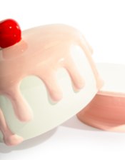 Pink & White Ceramic Iced Cake Stand
