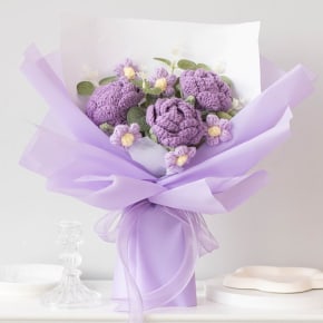 Tea Rose Crochet Flower Bouquet - Purple