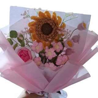 Pink Sunflower Crochet Flower Bouquet