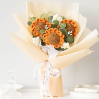 Triple Sunflower Crochet Flower Bouquet - Orange