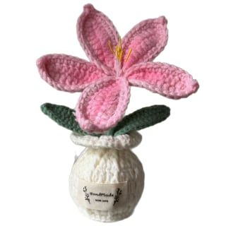 Crochet Lily with White Pot - Pink