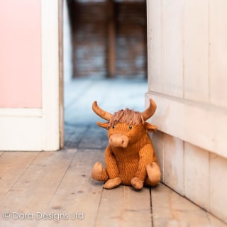 Mull the Highland Cow Sitting Doorstop