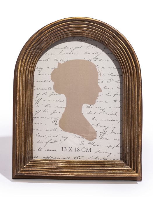 Antique Gold Ribbed Arch 5x7" Photo Frame