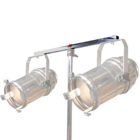 Doughty T43001 Tee Bar Square 750mm 2 Lantern Black