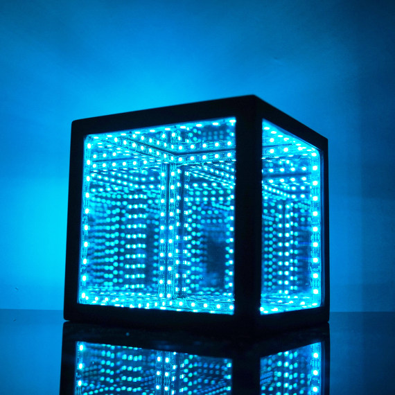 Magic Cube Infinity Lamp - 15cm