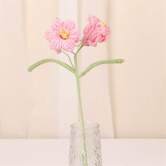 Light Pink Daffodil Crochet Flower