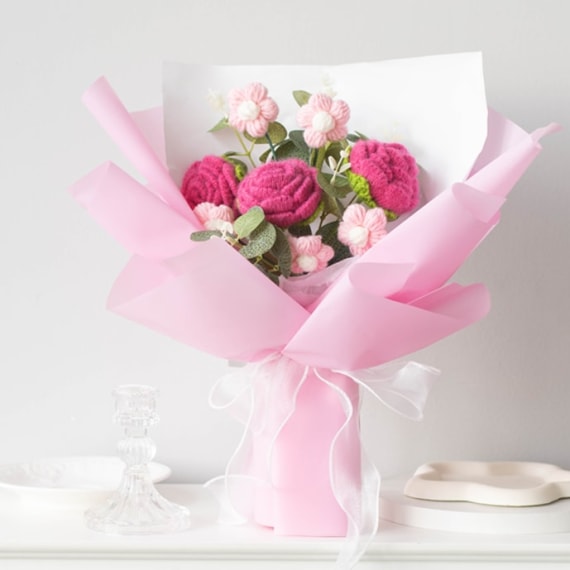 Garden Rose Crochet Flower Bouquet - Dual Pink