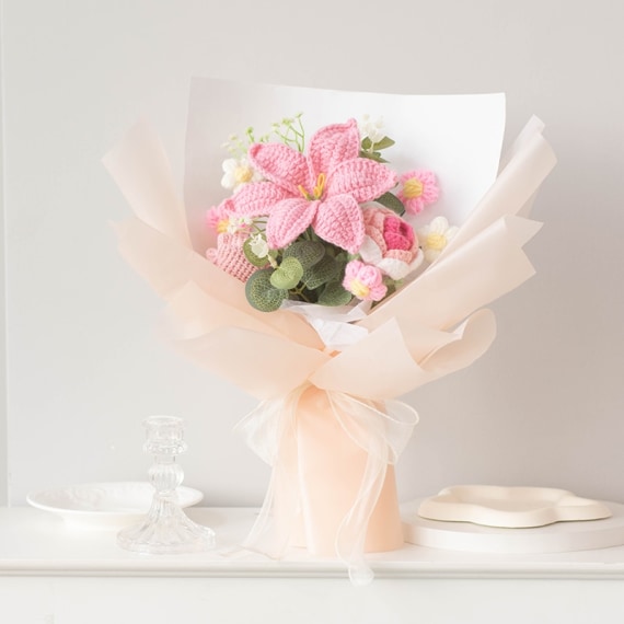 Lily Crochet Flower Bouquet - Pink