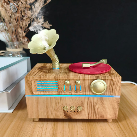 Gramophone Diffuser - Oak