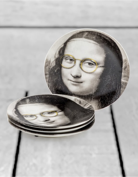 Set of 4 Black and White Mona Lisa Face 7" Ceramic Plates - Glasses