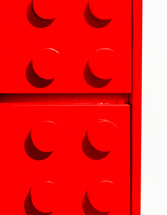 Red "Ogel" Block Solid Wood 4 Drawer Chest